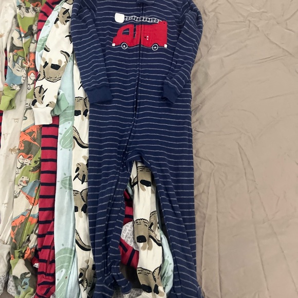 8 New Carters Footed Pajamas Size 24 Month - Picture 2 of 9